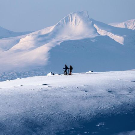 Kilpisjaerven Retkeilykeskus Rooms Kilpisjärvi Екстериор снимка