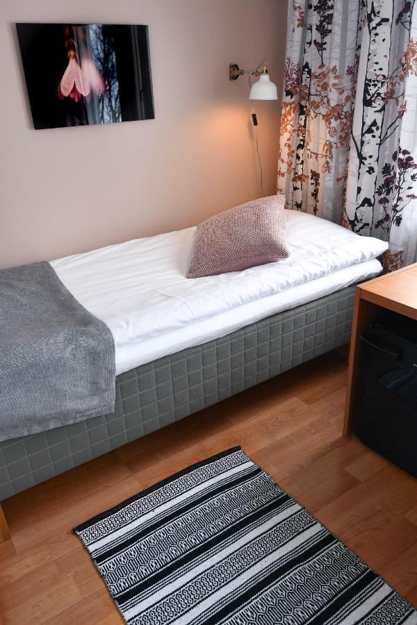 Kilpisjaerven Retkeilykeskus Rooms Kilpisjärvi Екстериор снимка